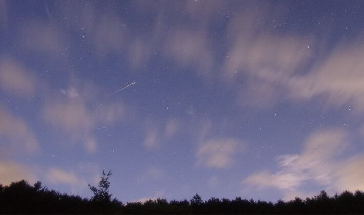 流れ星の写真